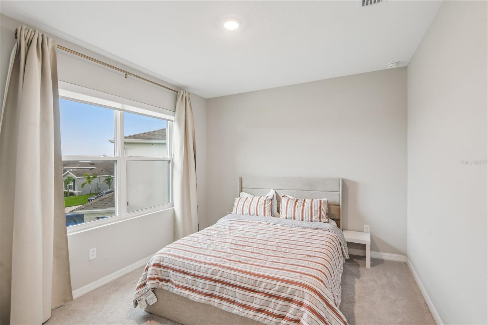 AVALON PARK WEST-NORTH PH 2 4 5 - Residential