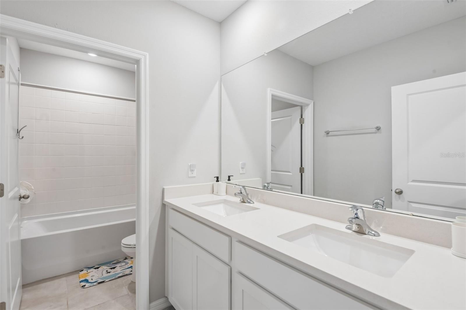 AVALON PARK WEST-NORTH PH 2 4 5 - Residential