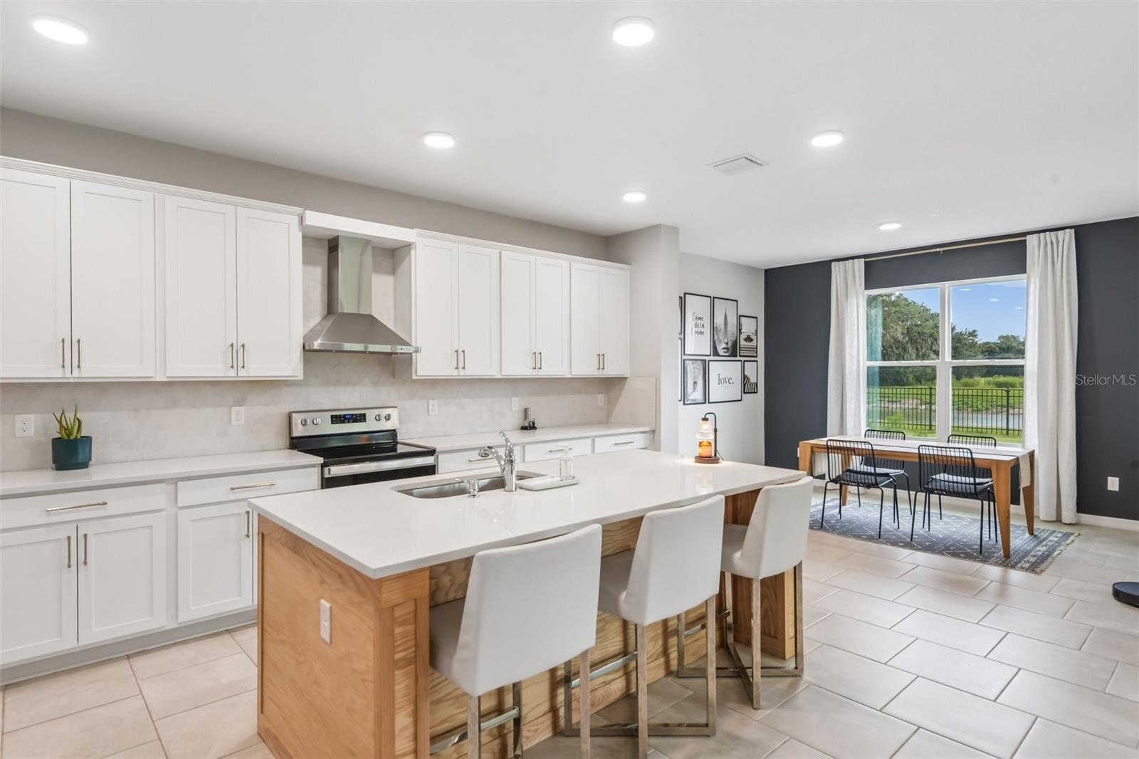 AVALON PARK WEST-NORTH PH 2 4 5 - Residential