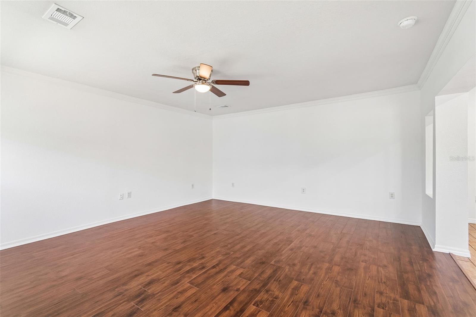 WILSHIRE ESTATES - Residential