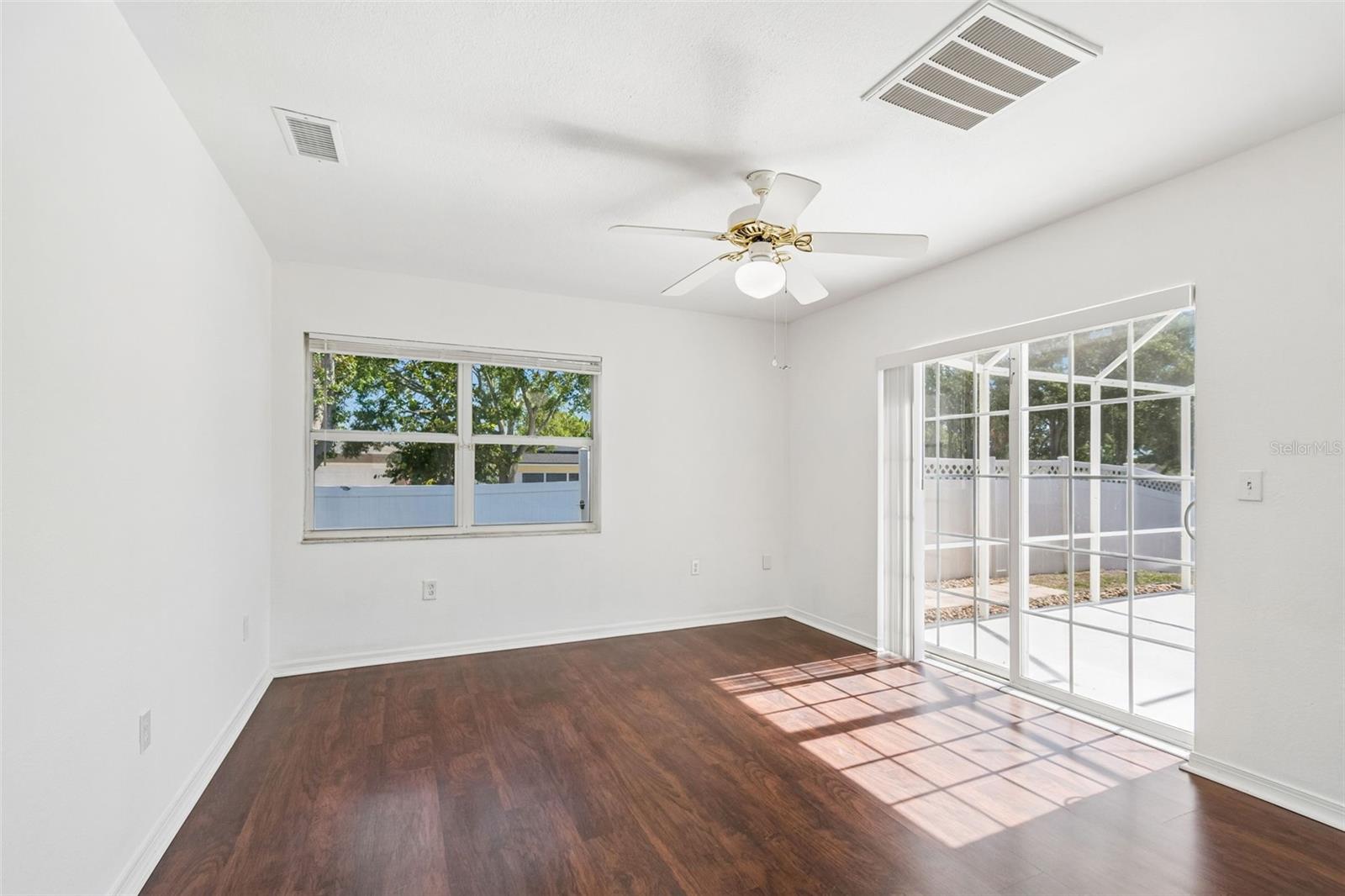 WILSHIRE ESTATES - Residential