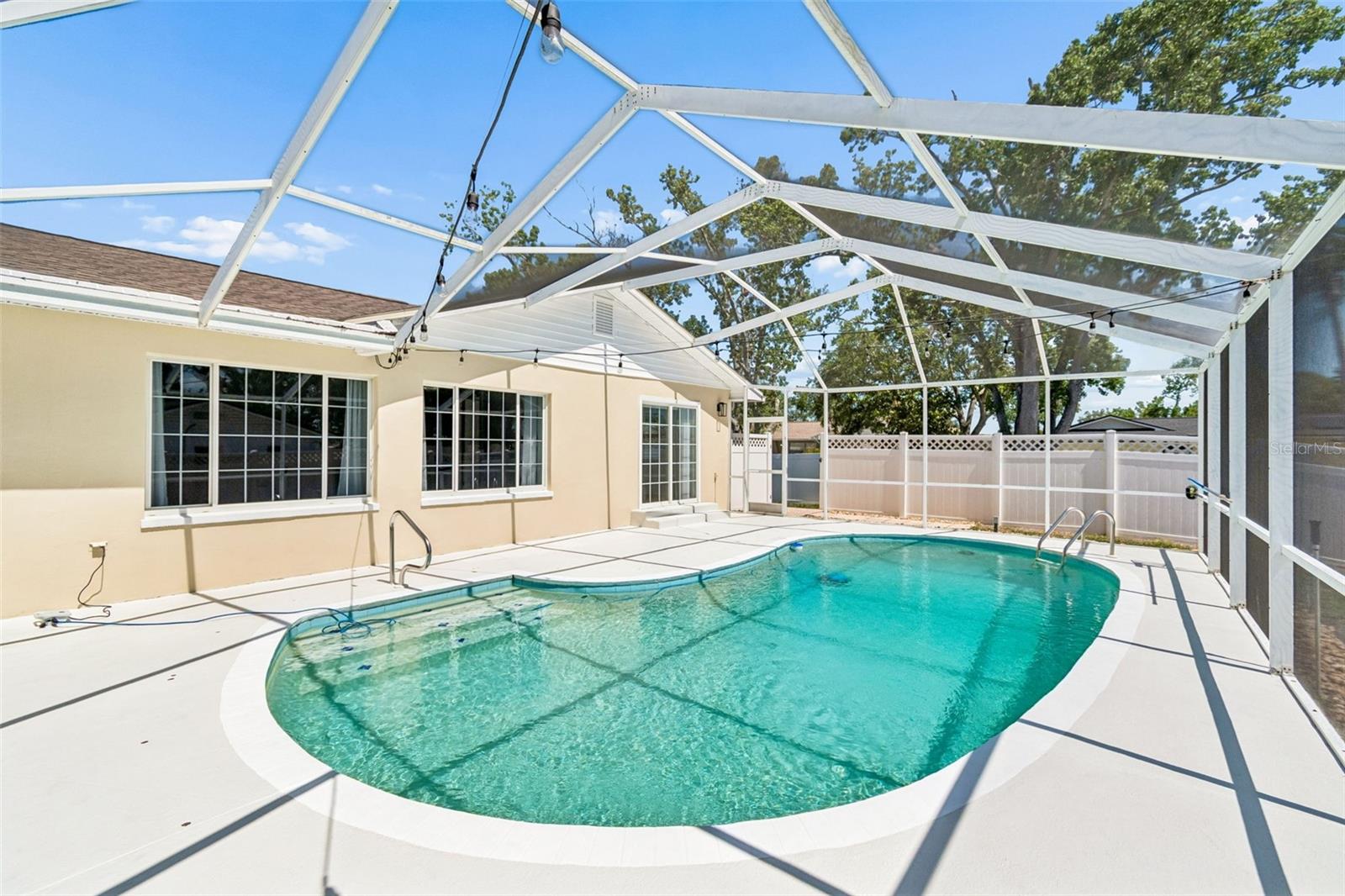 WILSHIRE ESTATES - Residential