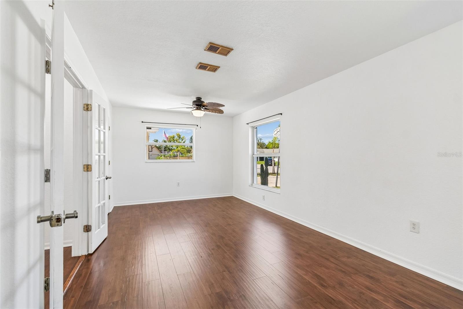 WILSHIRE ESTATES - Residential