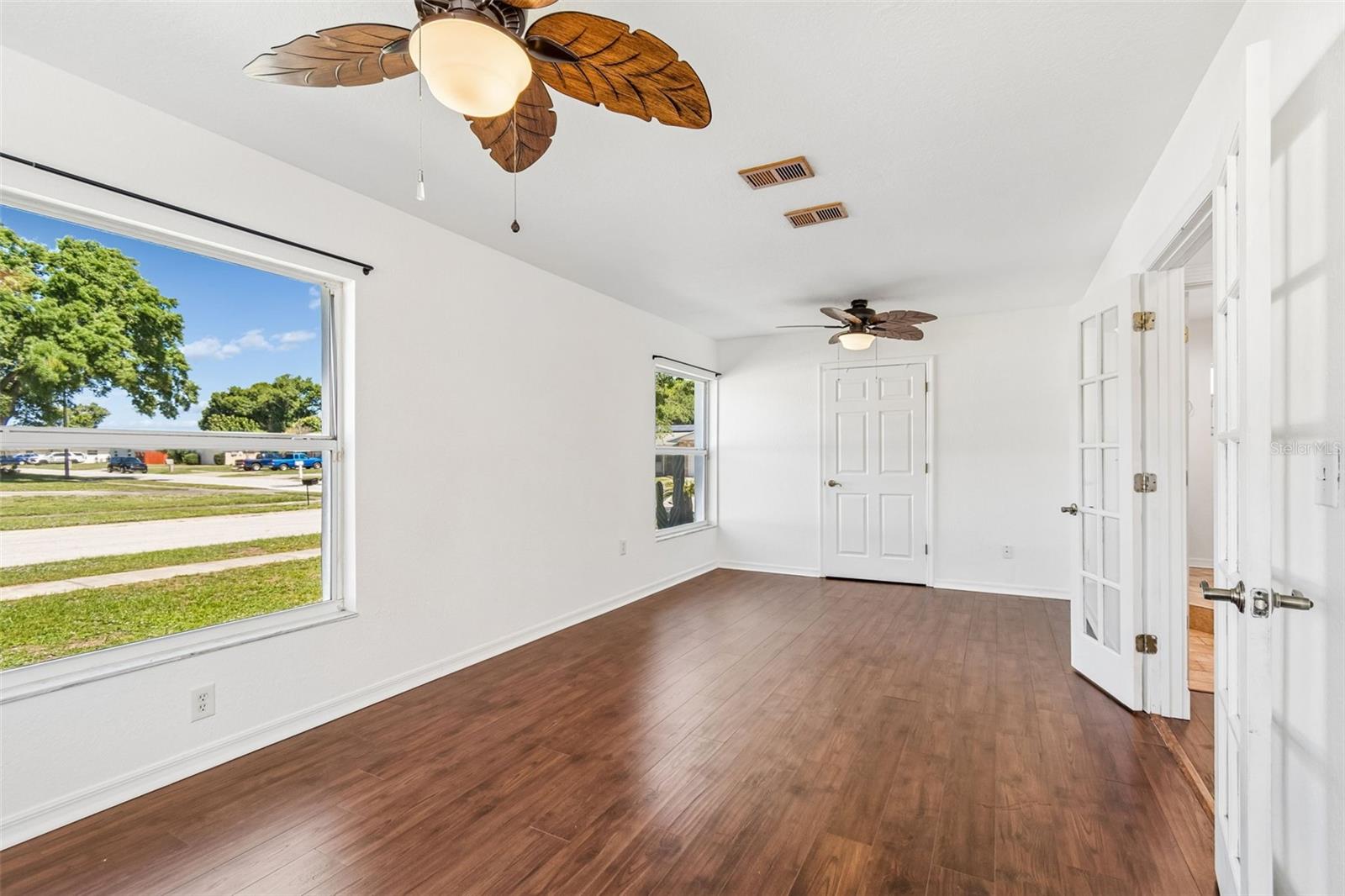 WILSHIRE ESTATES - Residential