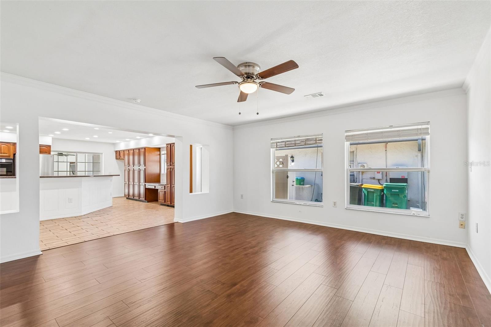 WILSHIRE ESTATES - Residential