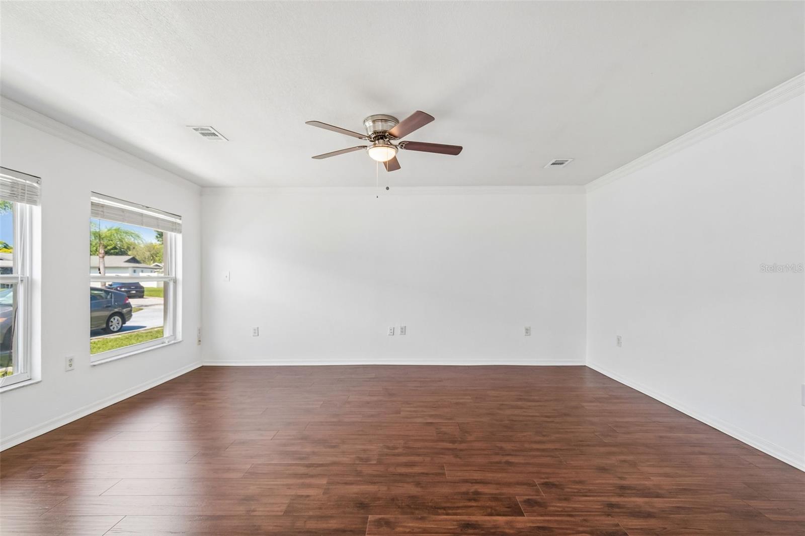 WILSHIRE ESTATES - Residential