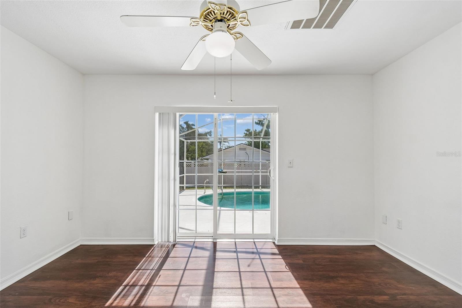 WILSHIRE ESTATES - Residential
