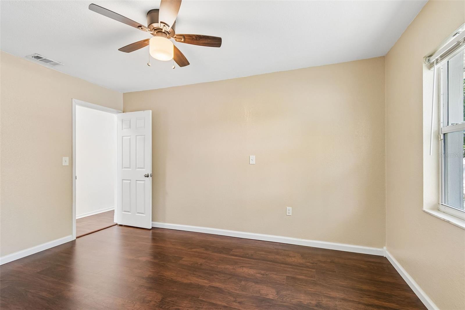 WILSHIRE ESTATES - Residential