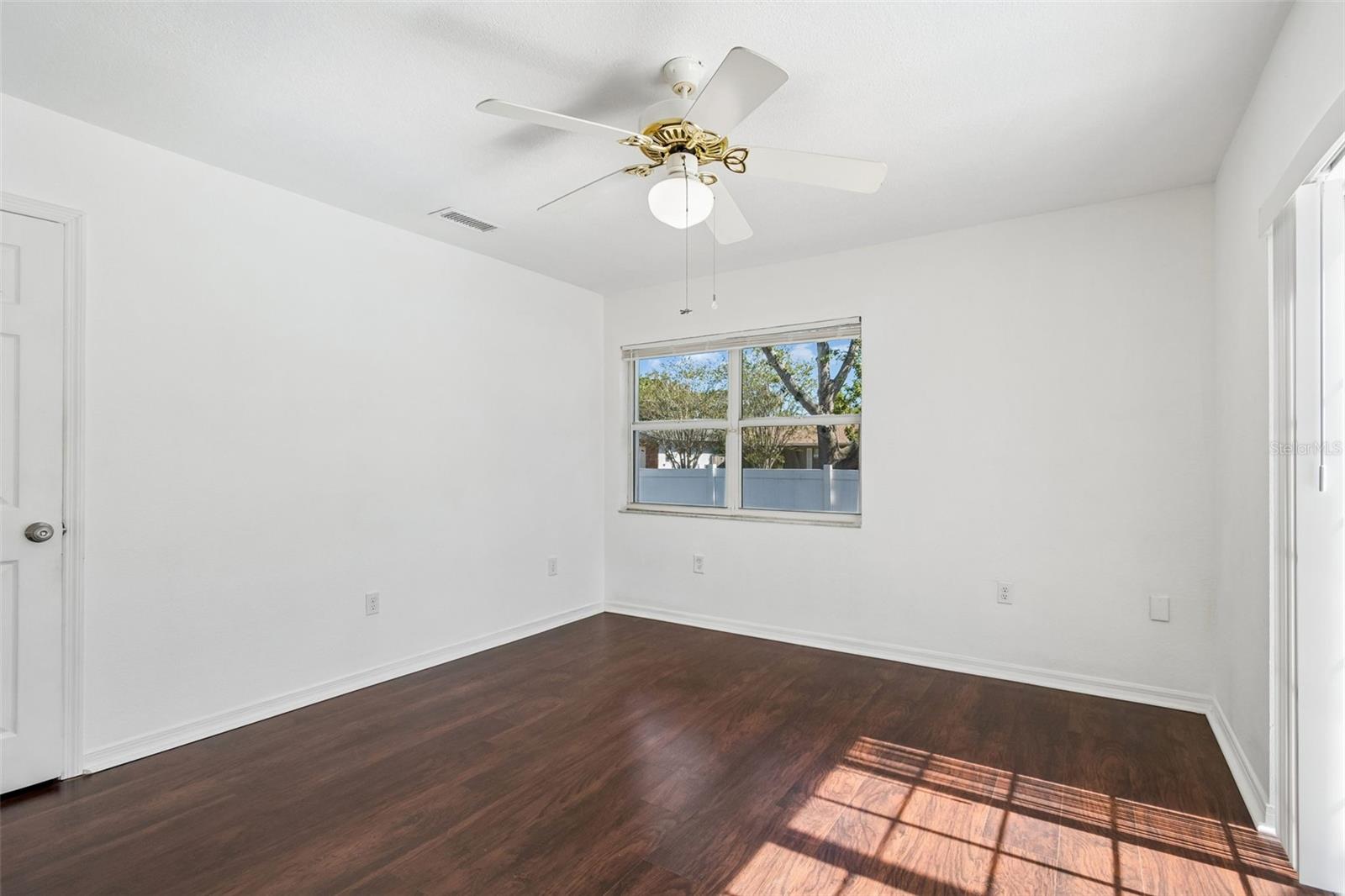 WILSHIRE ESTATES - Residential