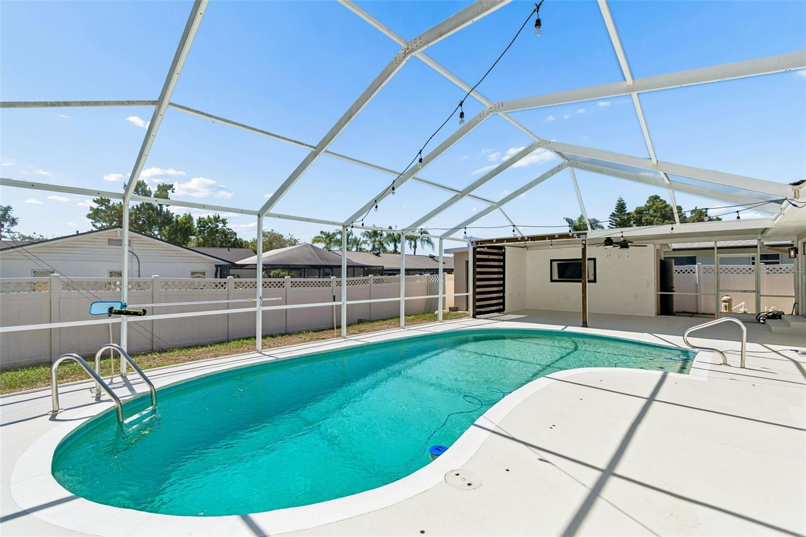 WILSHIRE ESTATES - Residential