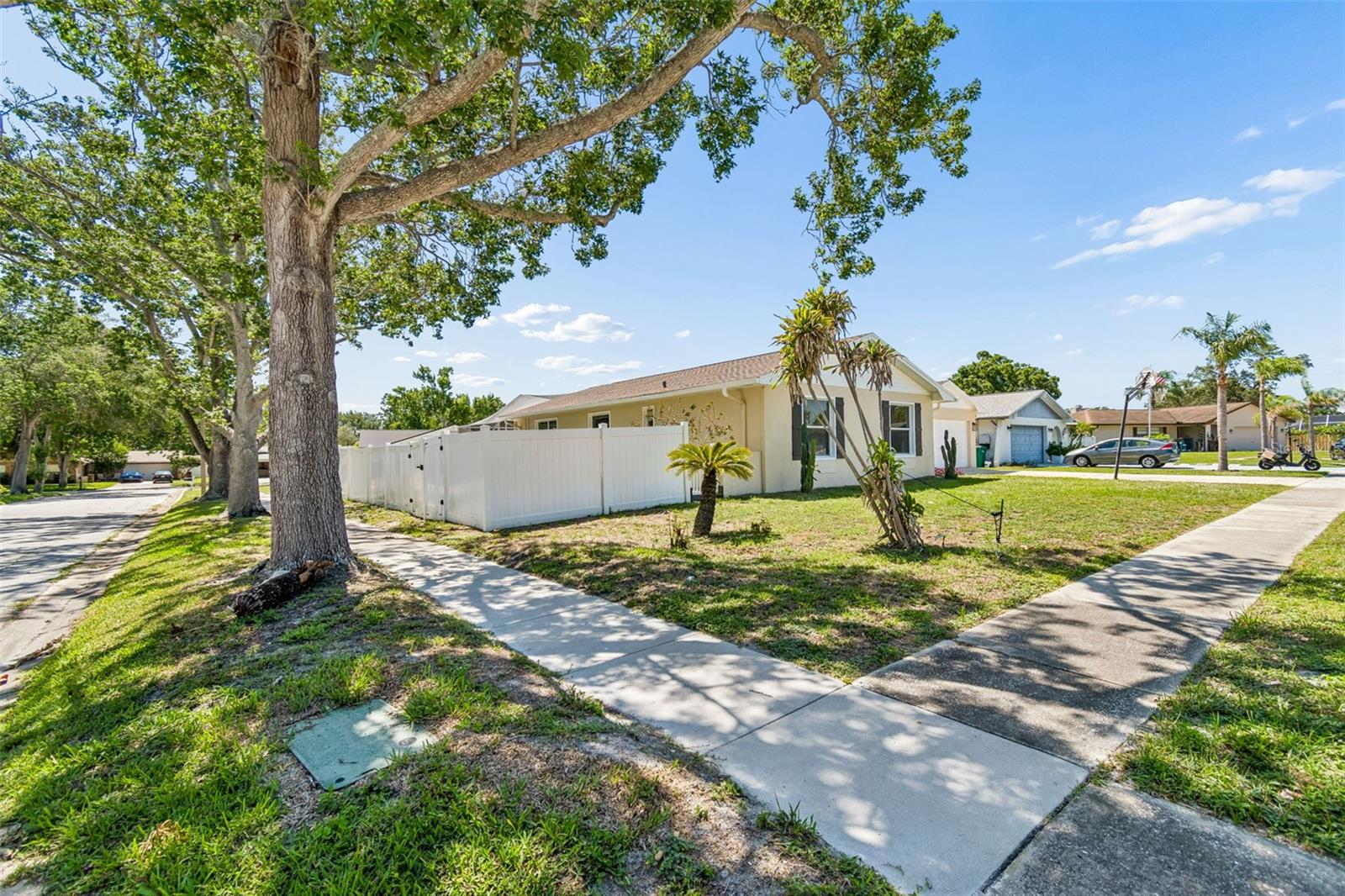 WILSHIRE ESTATES - Residential