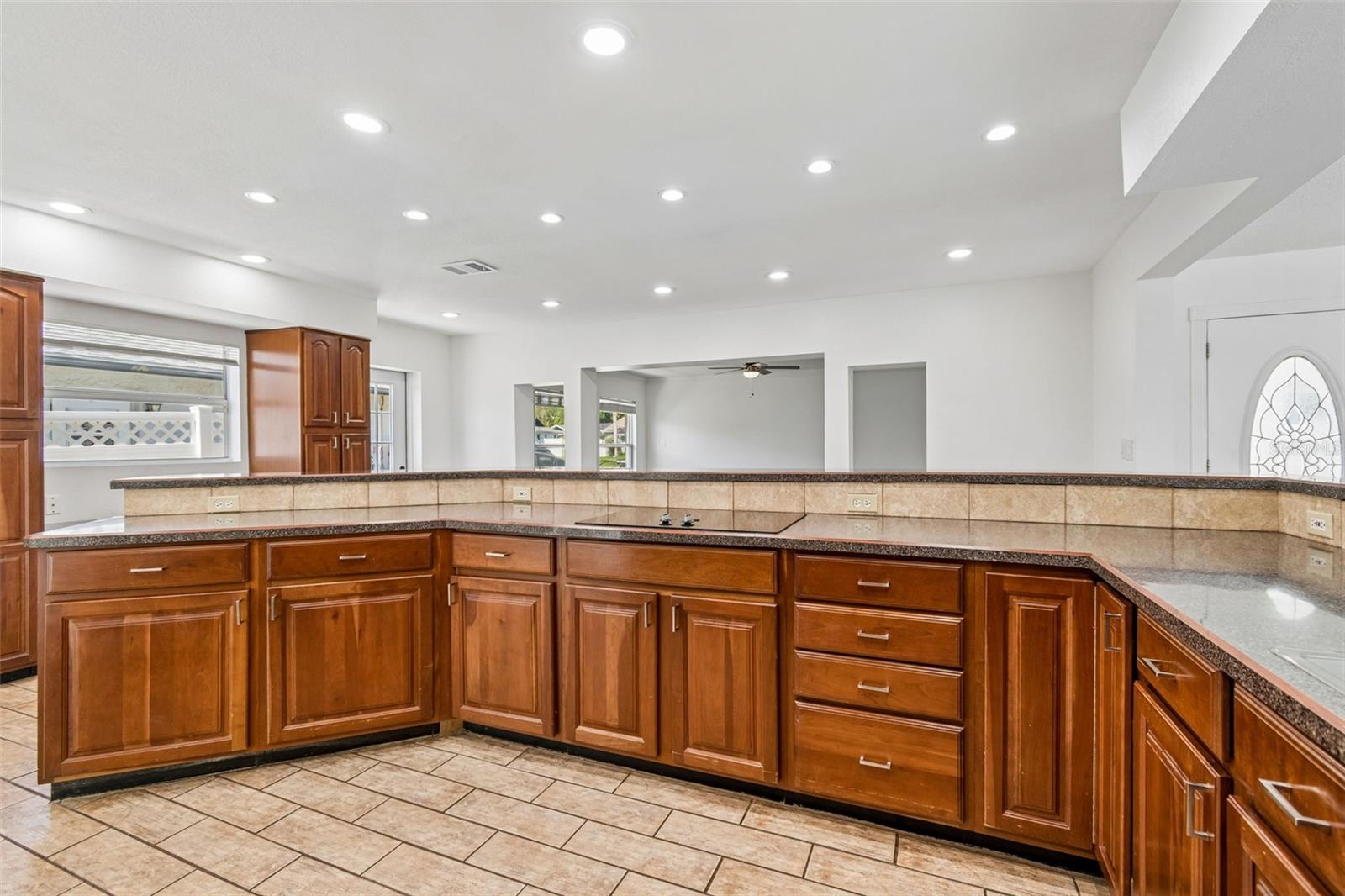 WILSHIRE ESTATES - Residential
