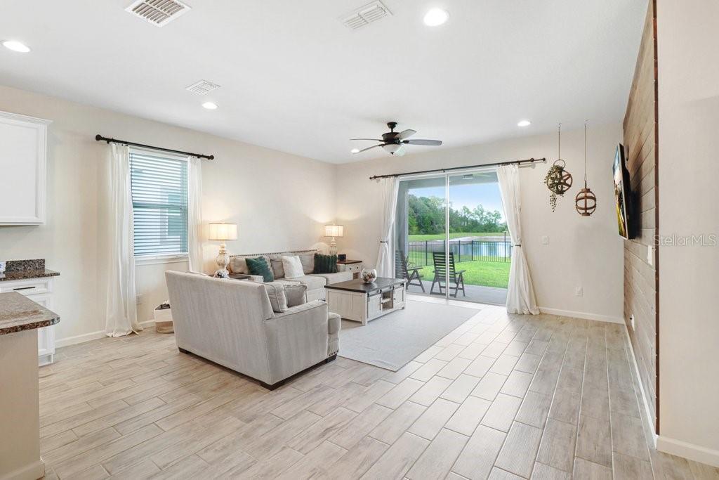 BOYETTE PARK PHASES 1E/2A/2B/3 - Residential