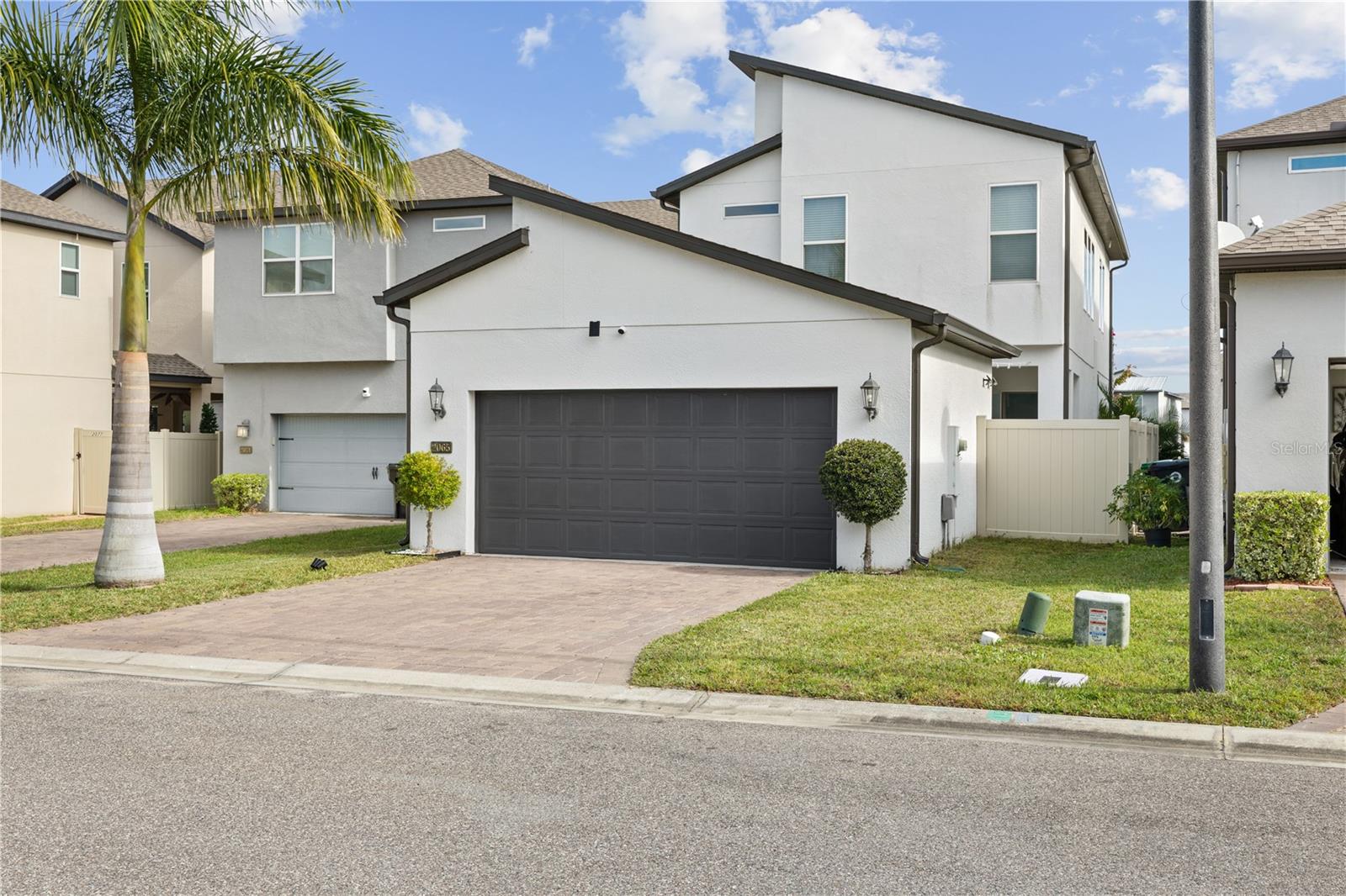 OAKLAND TRLS PH 2 - Residential