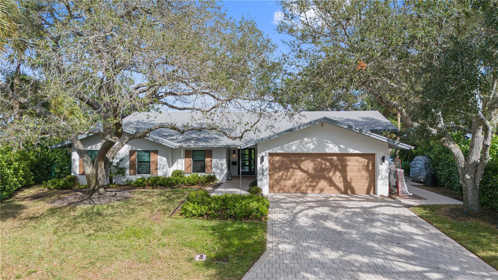HARBOR ISLE UNIT TWO - Residential