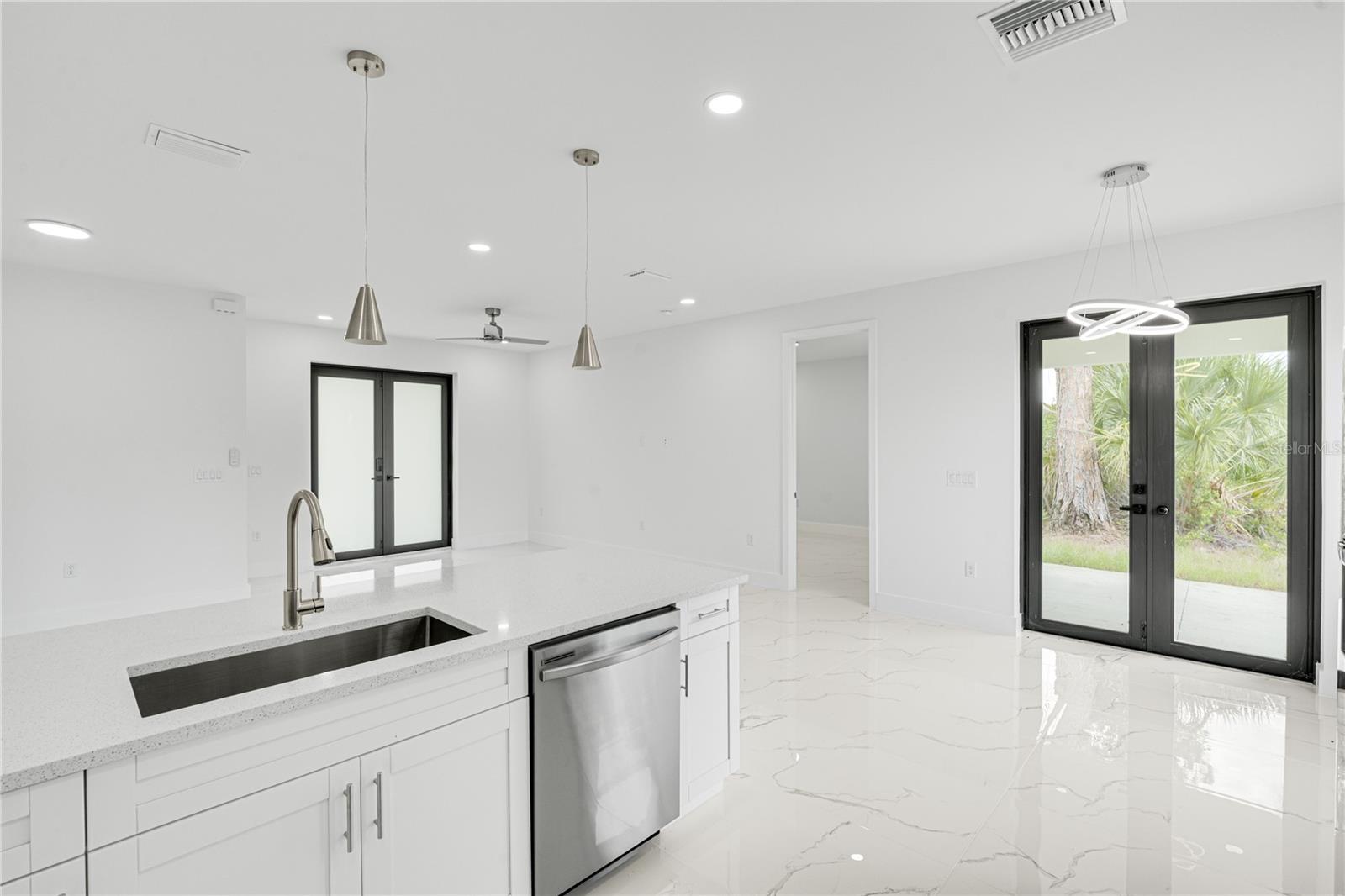 ROTONDA LAKES - Residential Lease