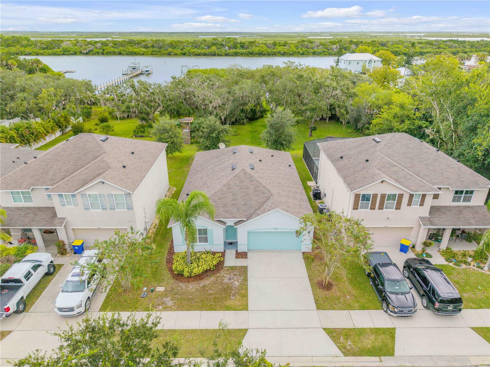 FISHERMANS COVE - Residential