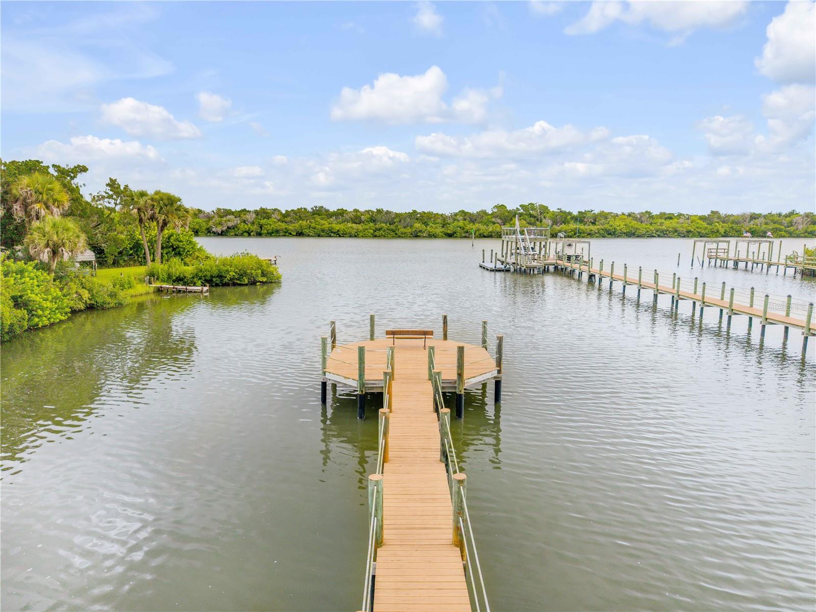 FISHERMANS COVE - Residential