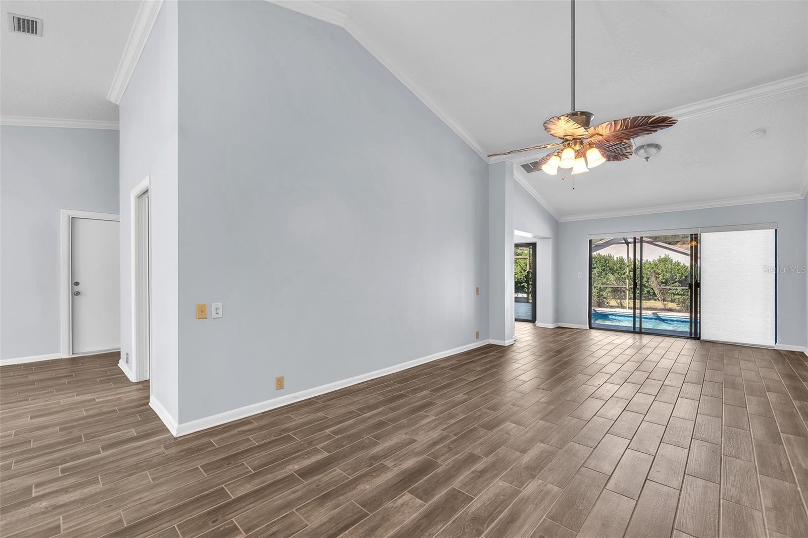 THE PADDOCKS PH II - Residential
