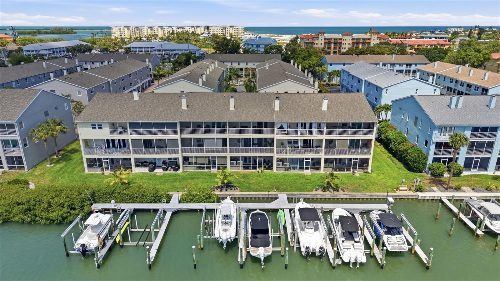 PELICAN ISLE TWNHMS - Residential