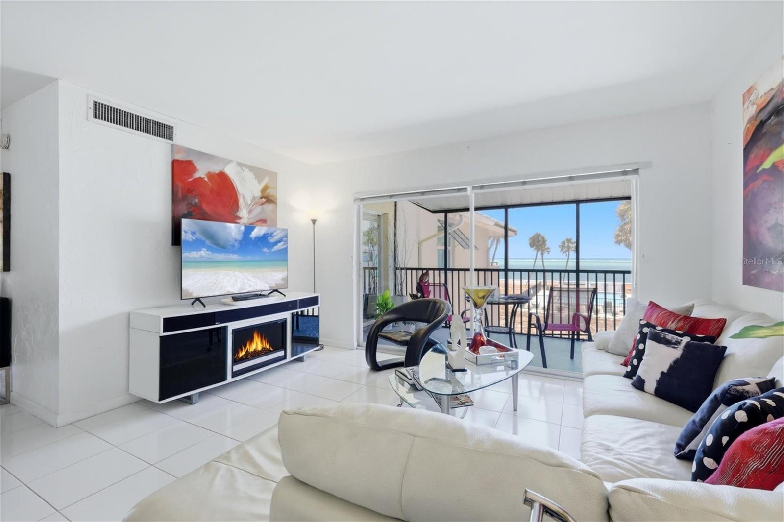 SEA VILLAGE - Residential