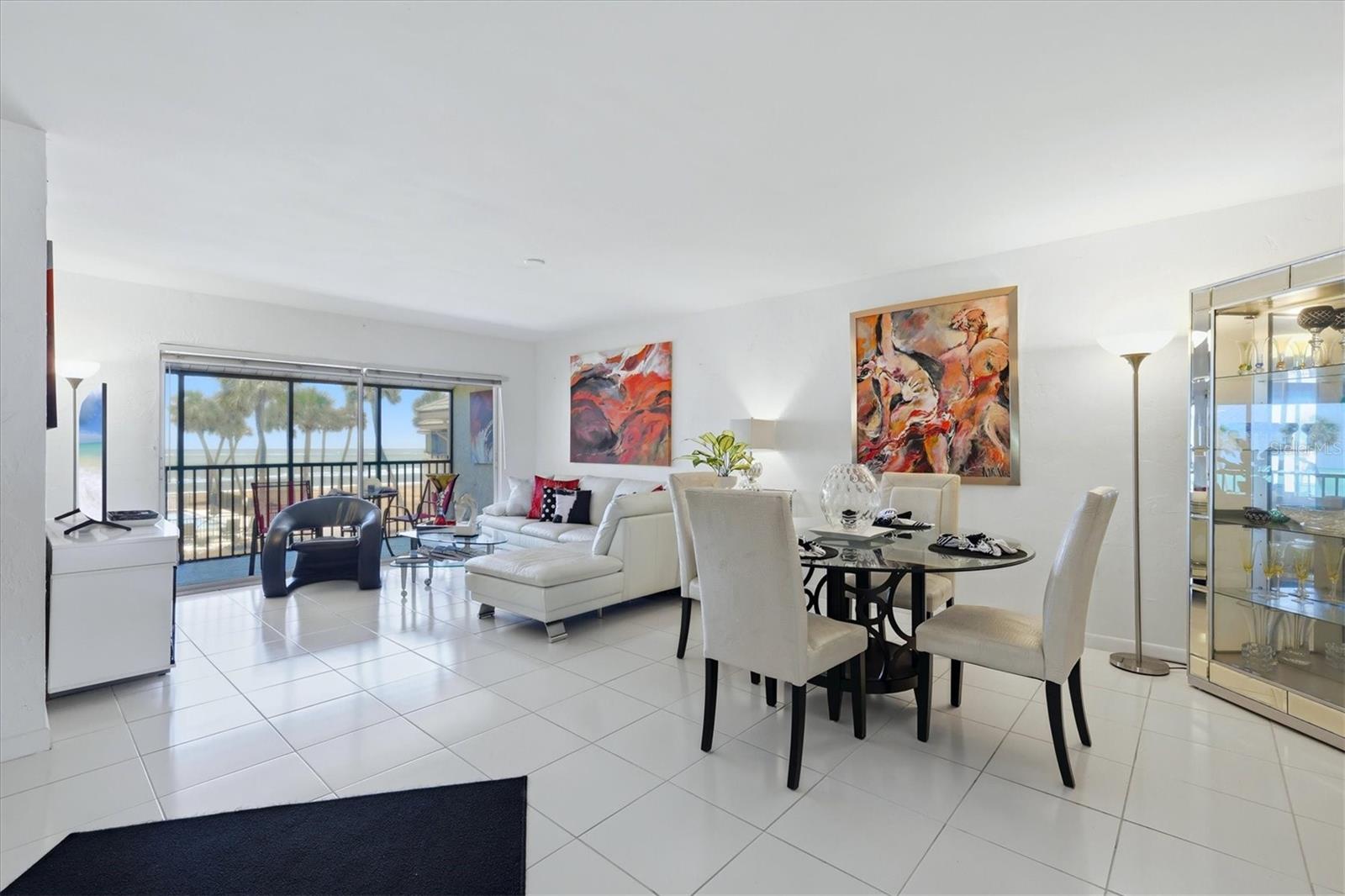 SEA VILLAGE - Residential