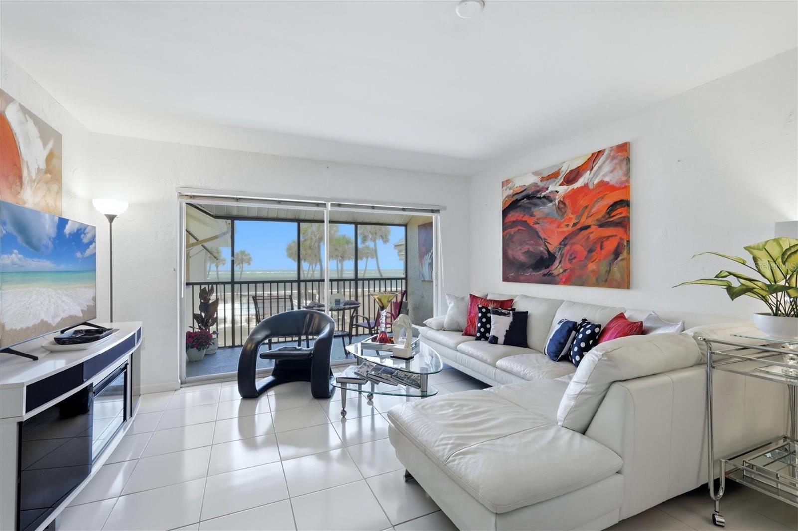 SEA VILLAGE - Residential