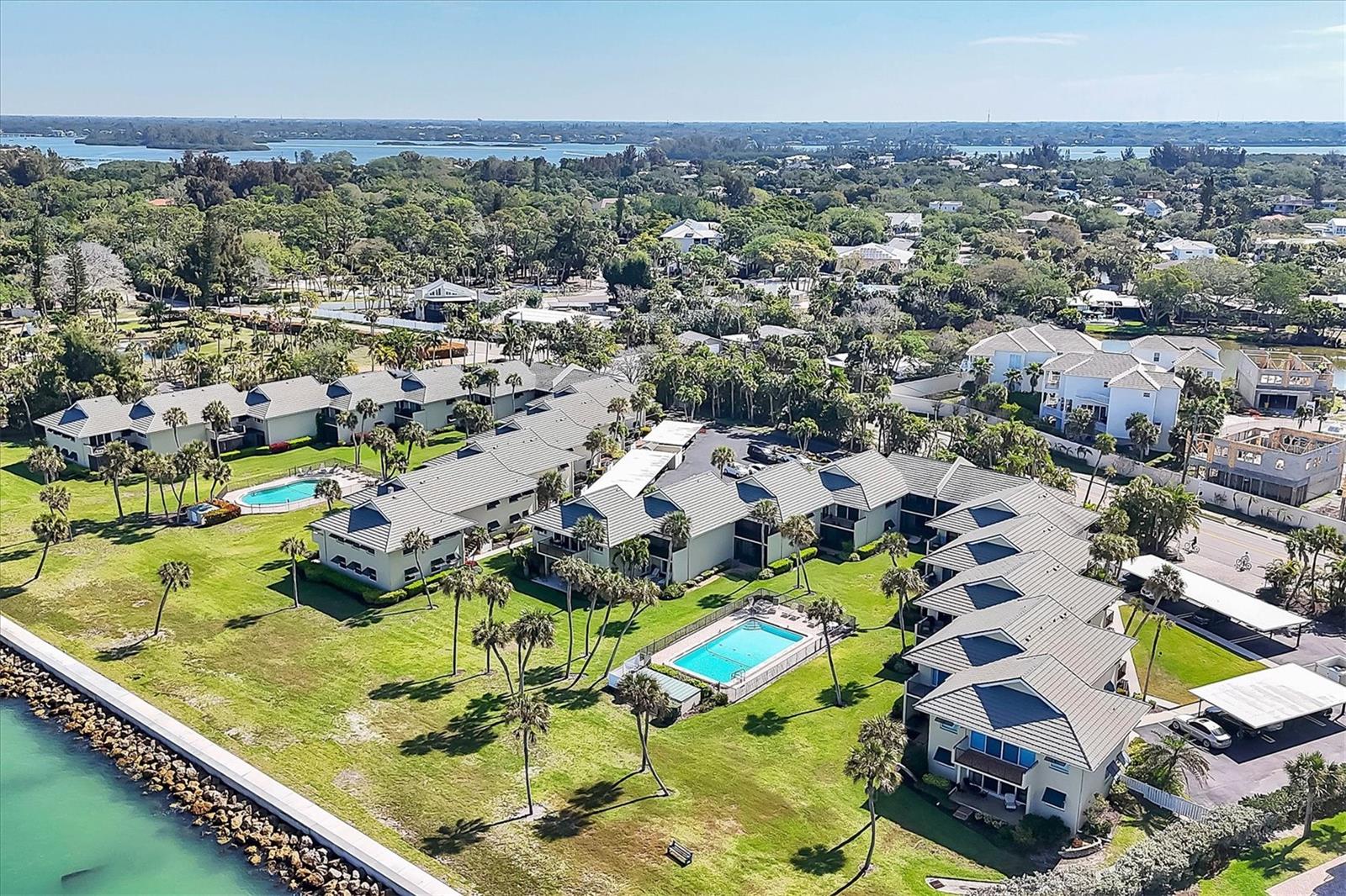 SEA VILLAGE - Residential
