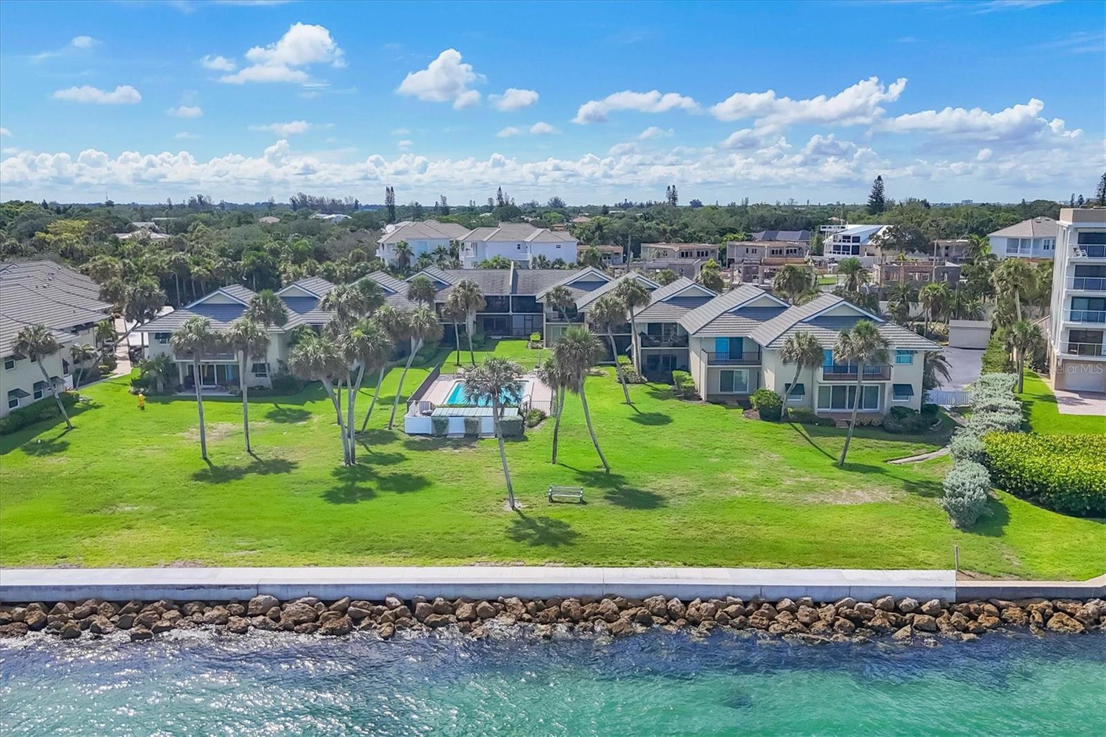 SEA VILLAGE - Residential
