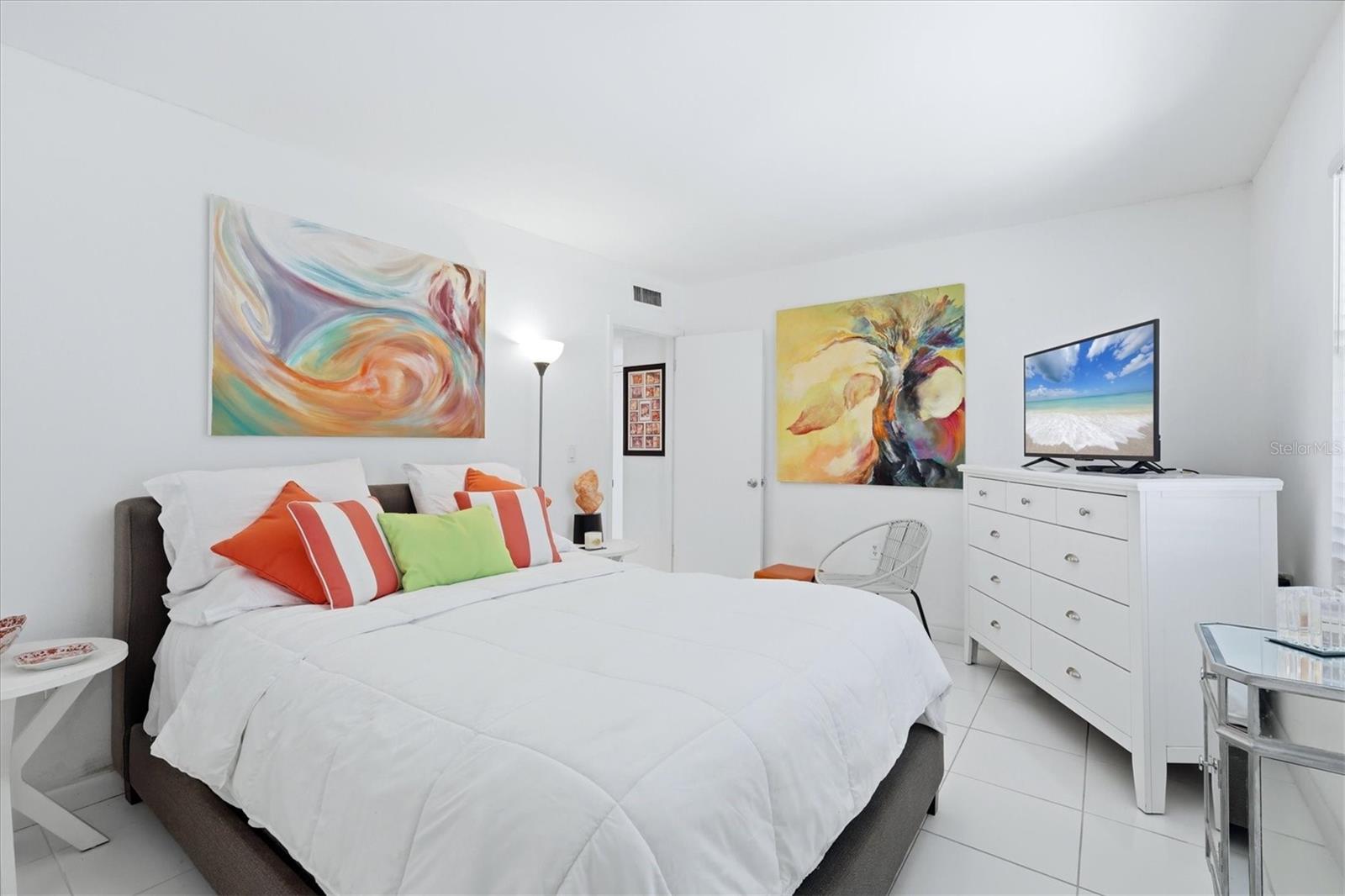 SEA VILLAGE - Residential