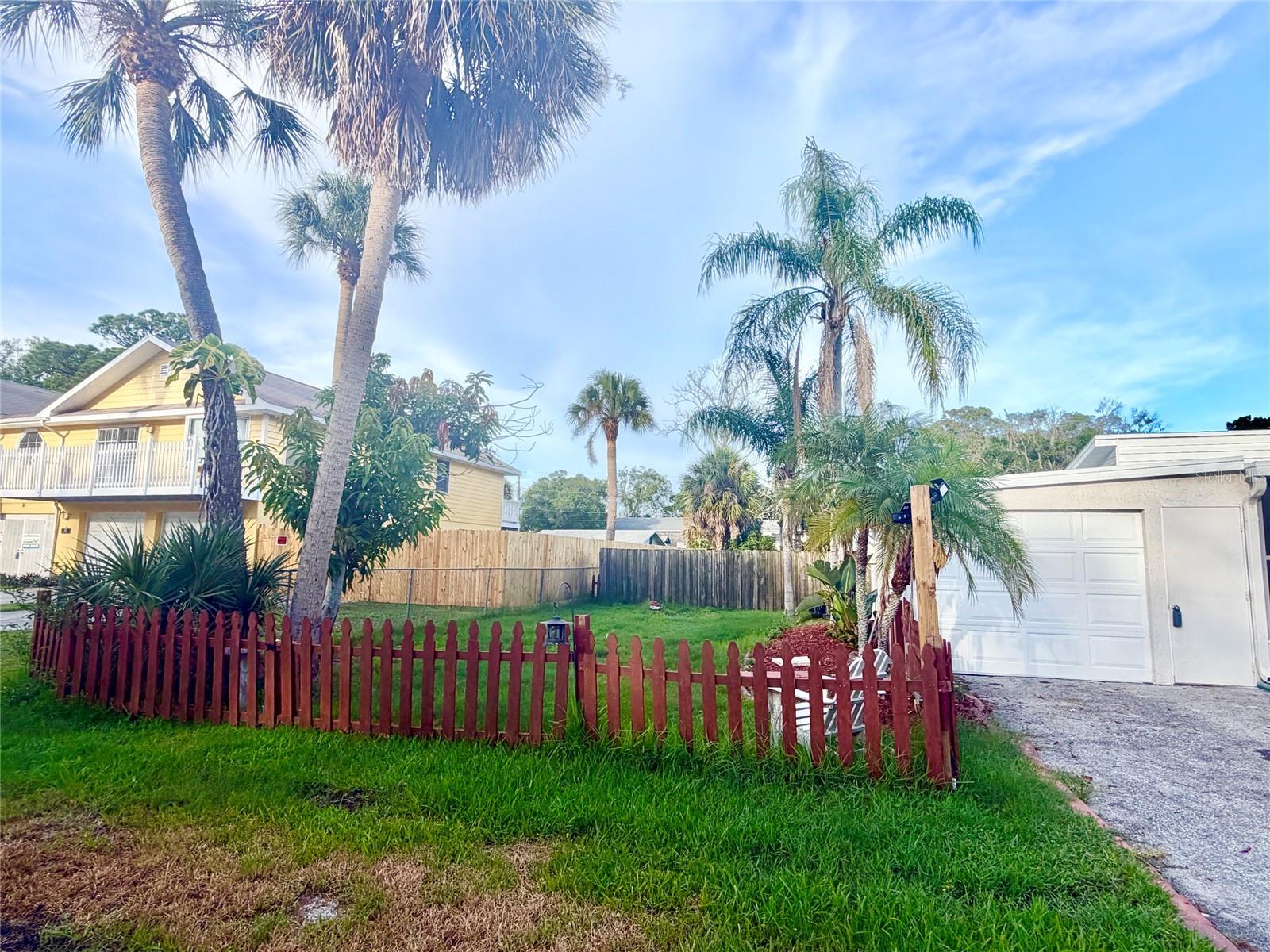 BAY VIEW SUB - Residential Lease