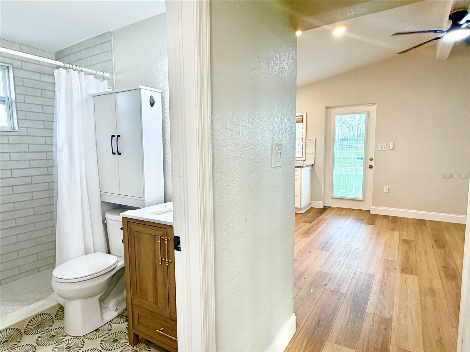 BAY VIEW SUB - Residential Lease