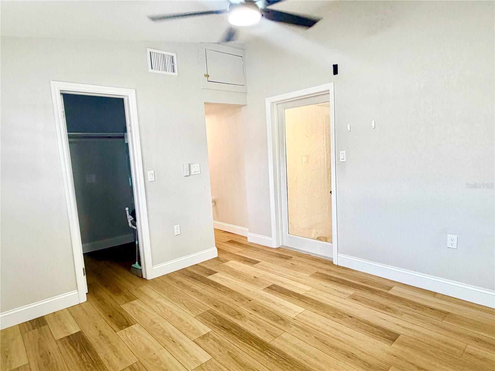 BAY VIEW SUB - Residential Lease