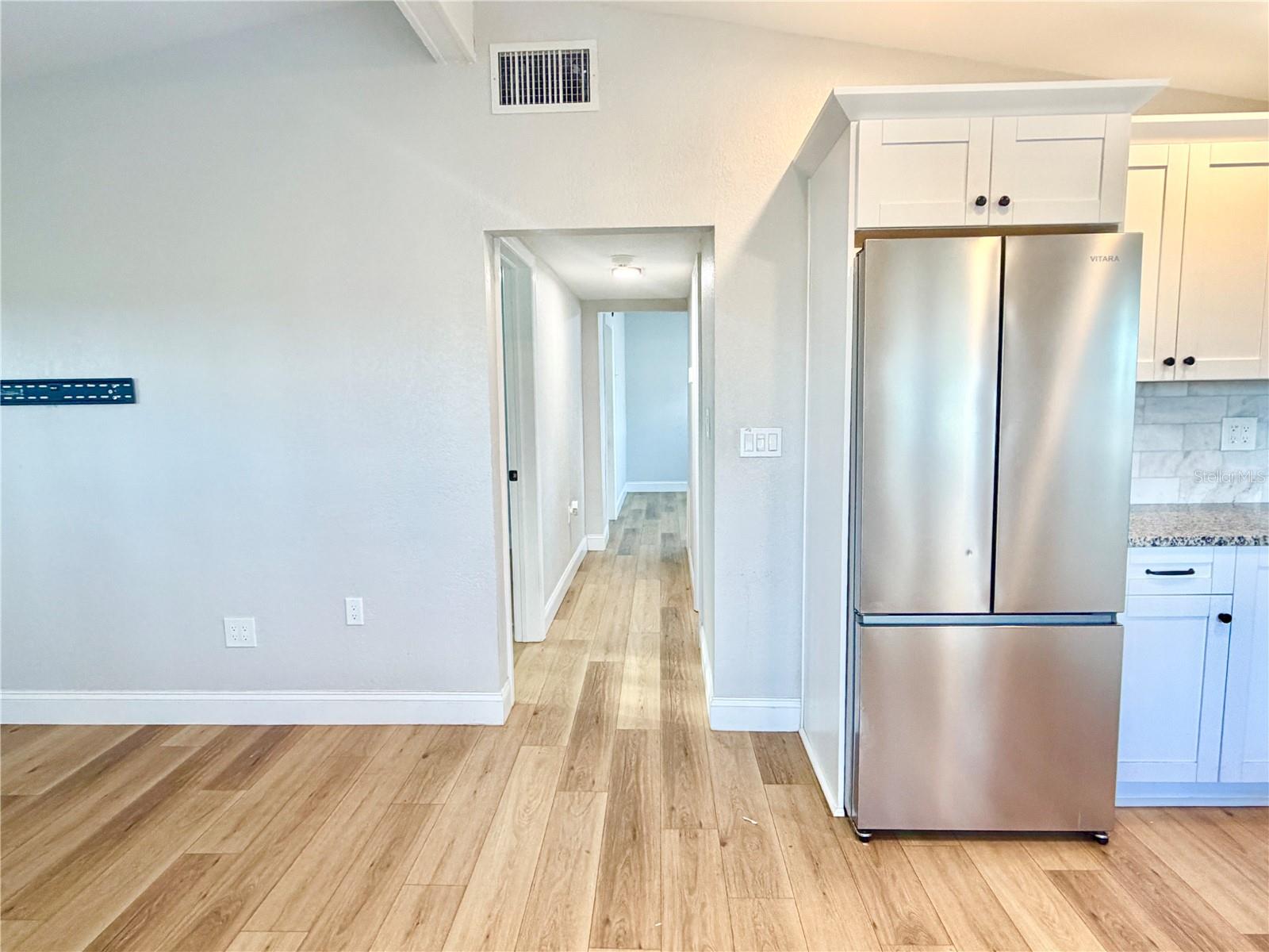 BAY VIEW SUB - Residential Lease