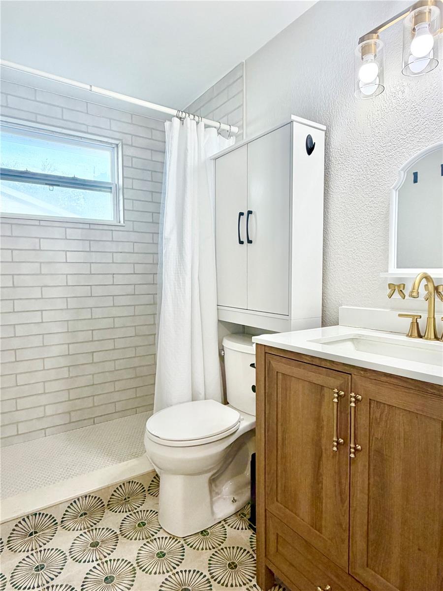 BAY VIEW SUB - Residential Lease