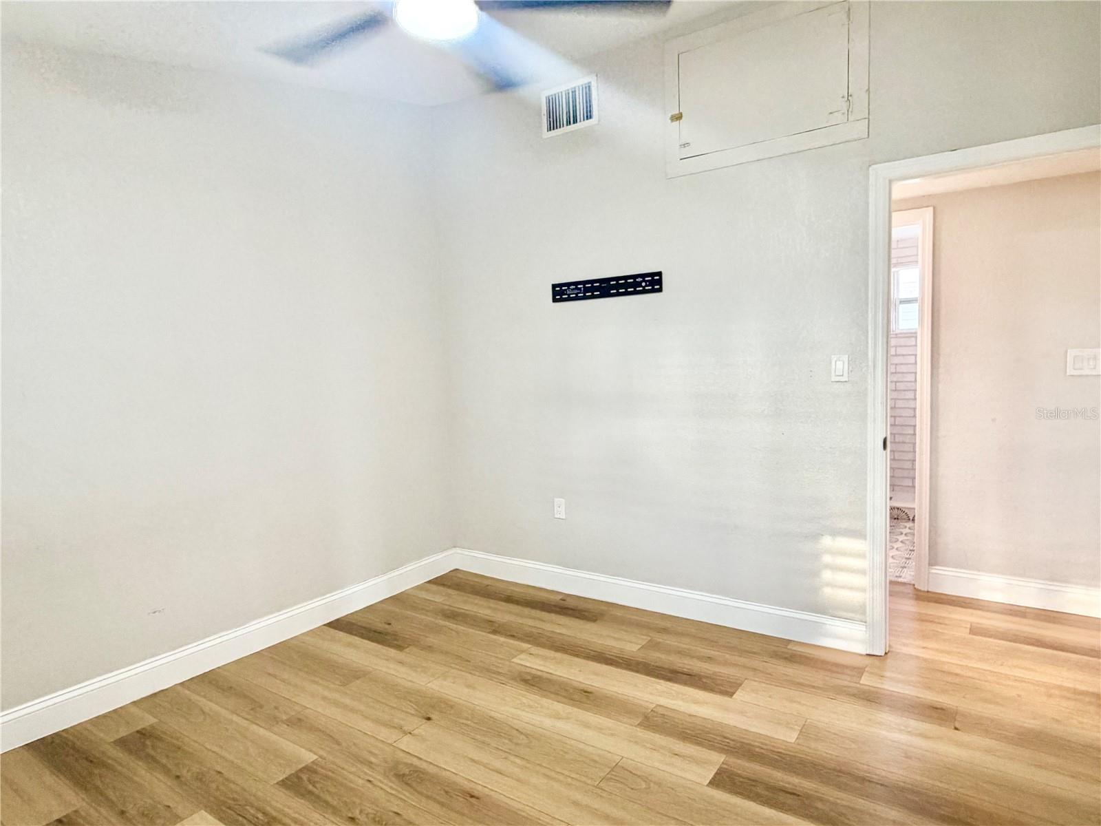 BAY VIEW SUB - Residential Lease