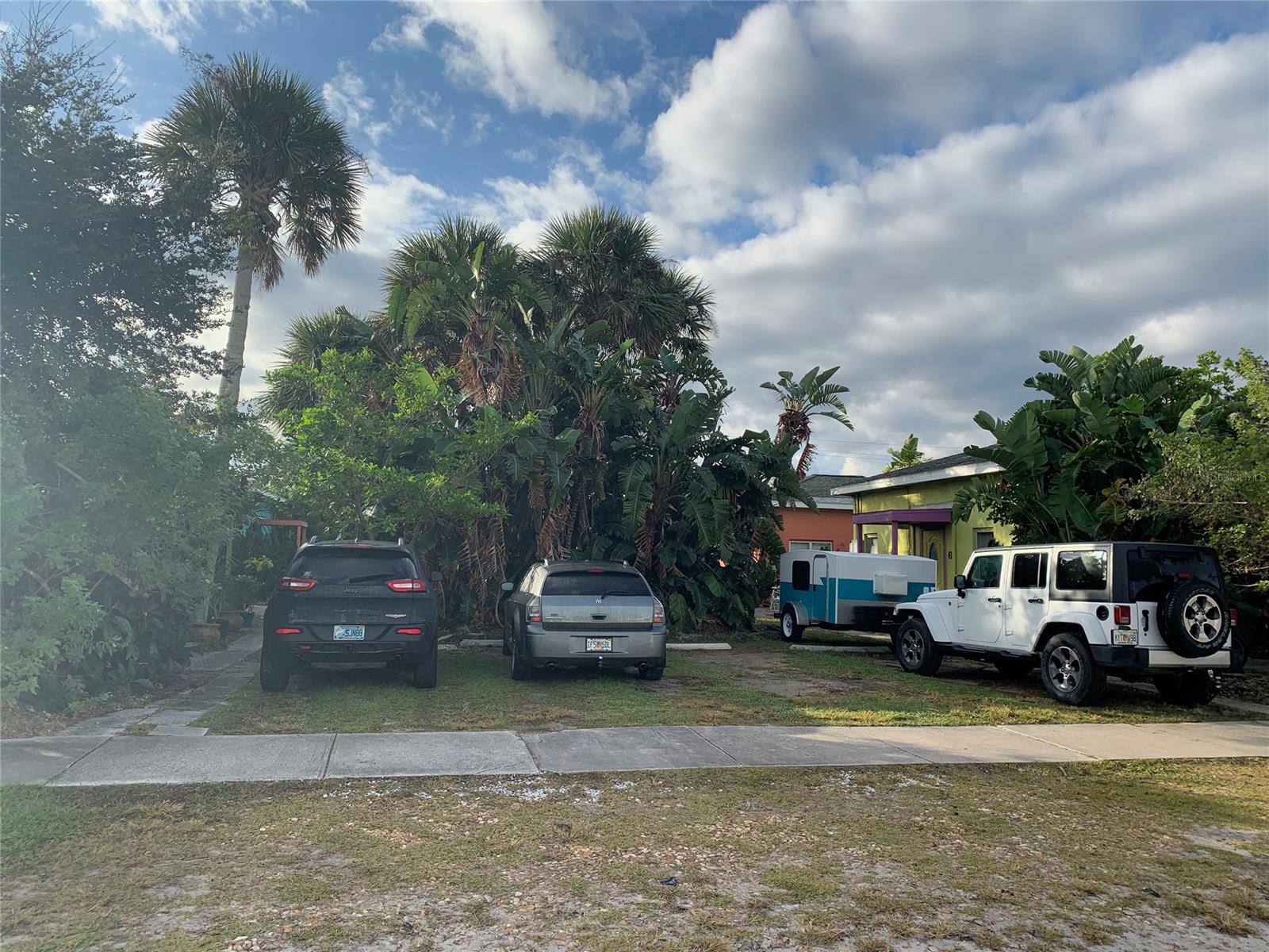 4 Duplexes (8) Units. 1 Bedroom 1 Bath. ;Water: City