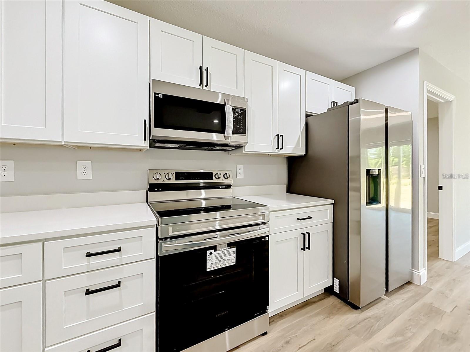 SILVER SPGS SHORES UN 09 - Residential Lease