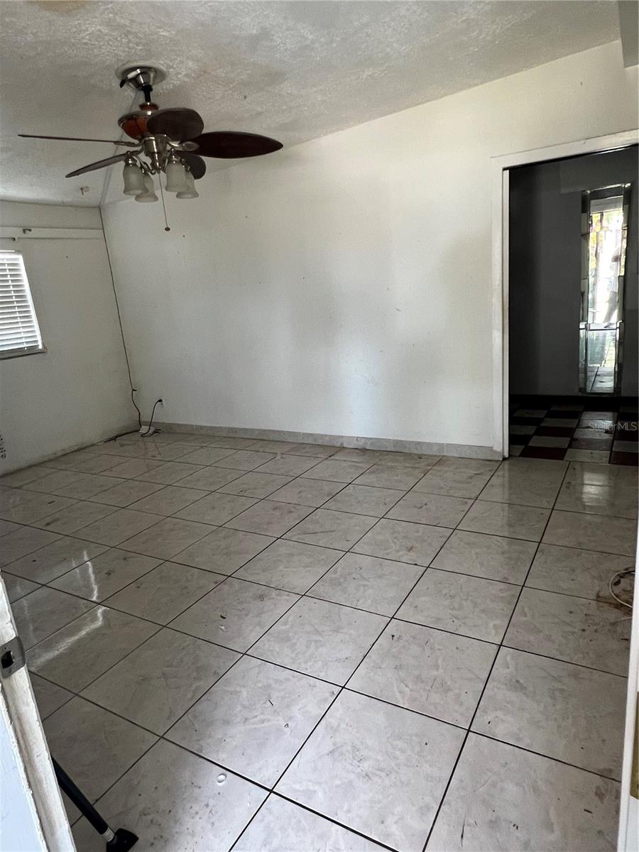 PINE CREST VILLA ADD 6 - Residential