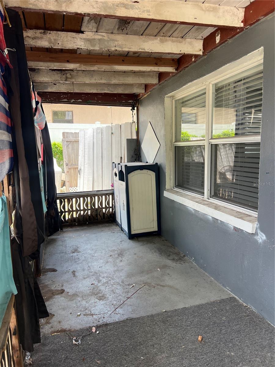 PINE CREST VILLA ADD 6 - Residential