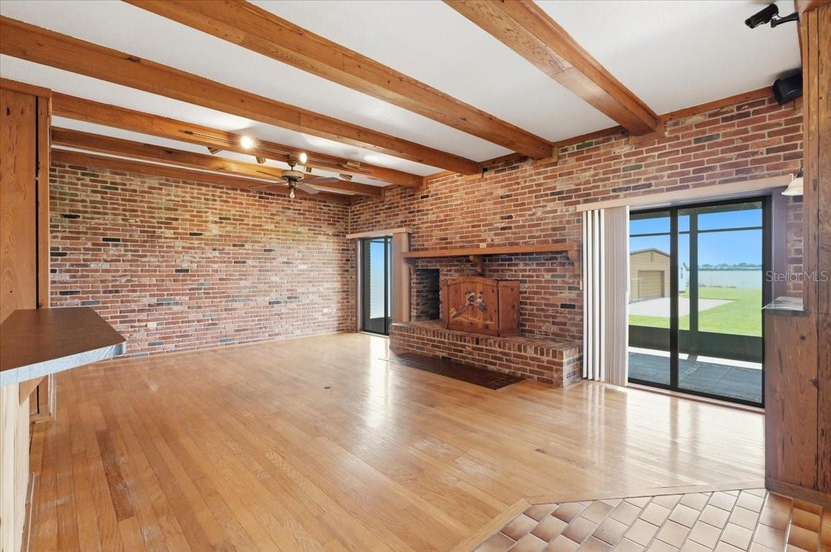 LAKE GUM ESTATES - Residential