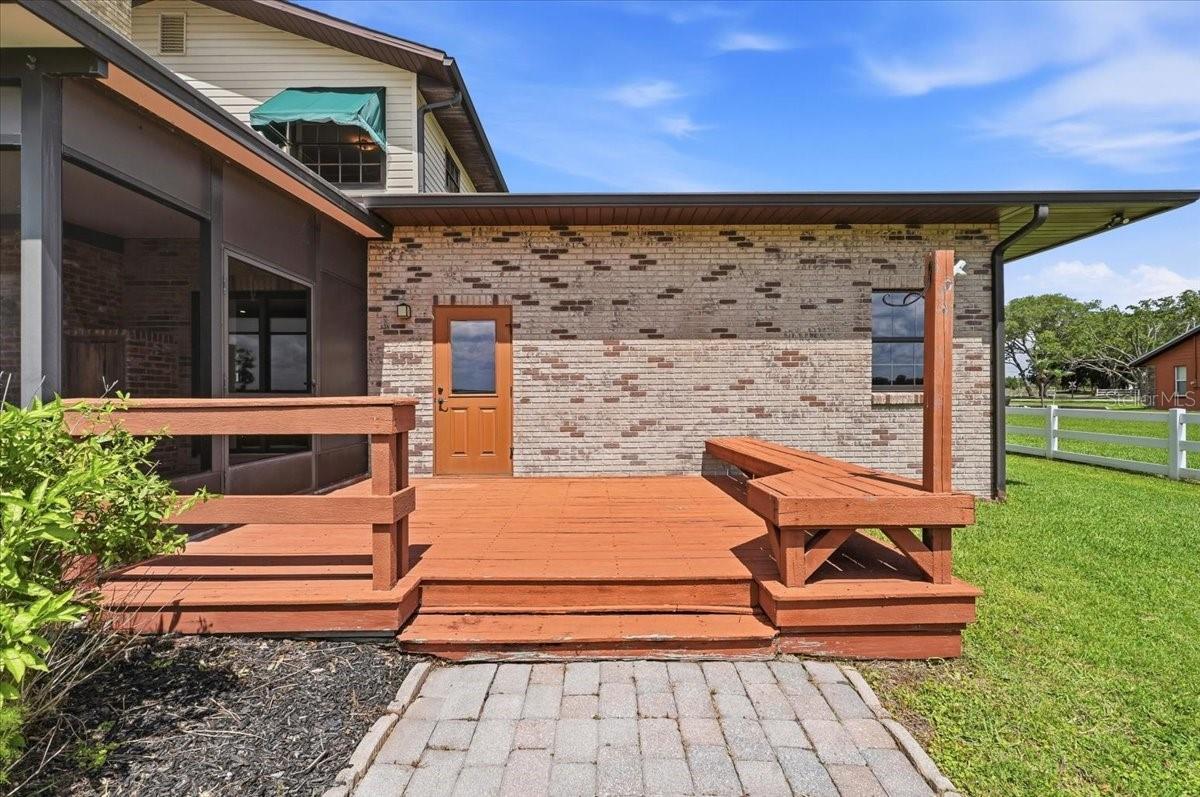 LAKE GUM ESTATES - Residential