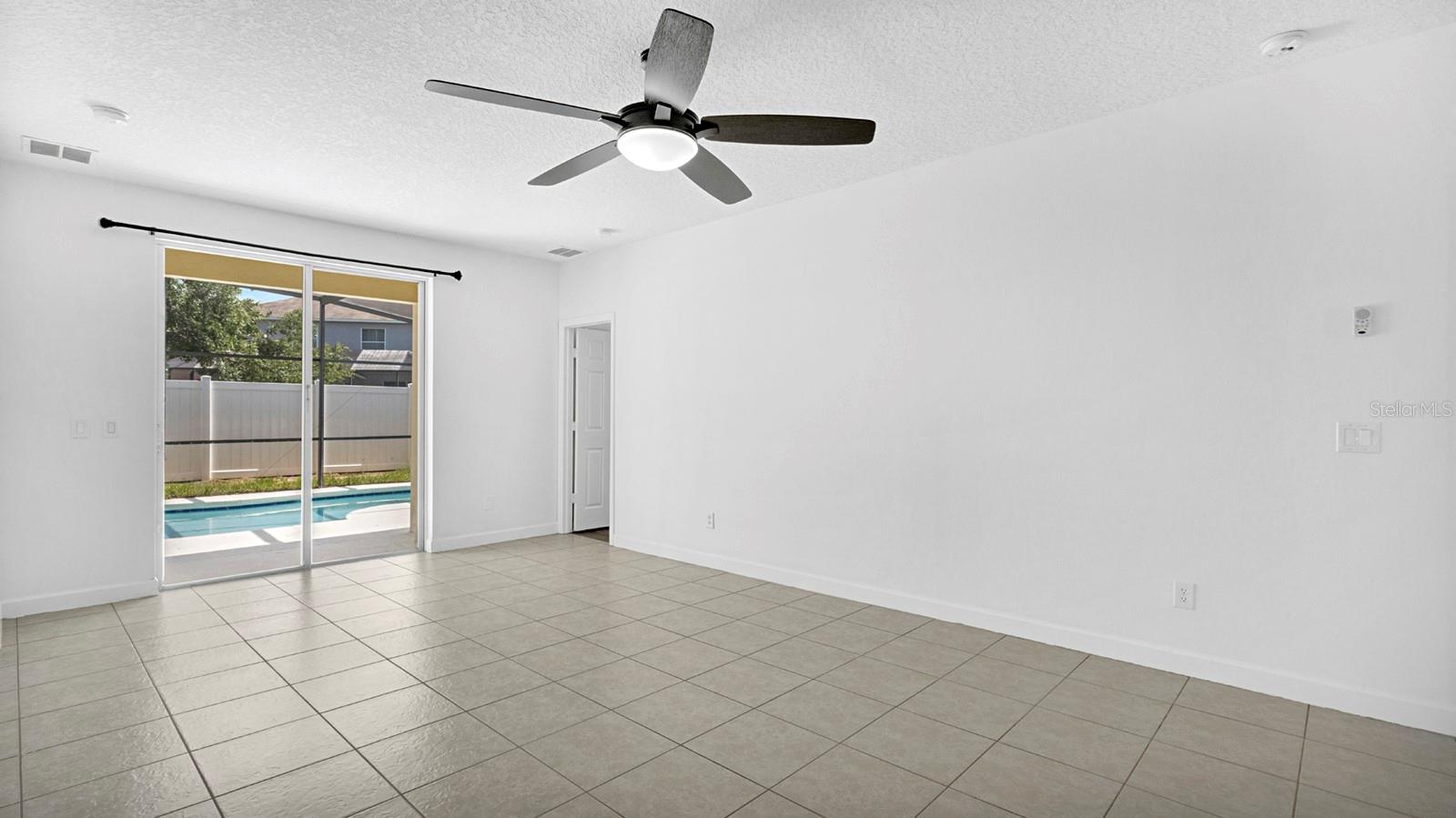 SUNSET RIDGE PH 02 - Residential