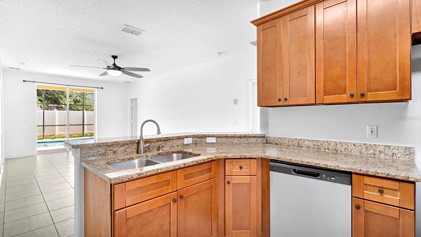 SUNSET RIDGE PH 02 - Residential