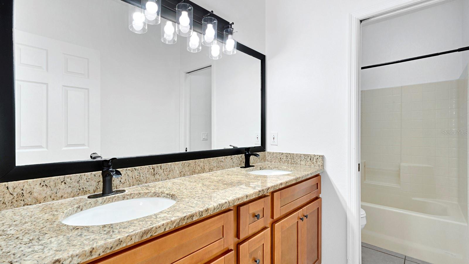 SUNSET RIDGE PH 02 - Residential