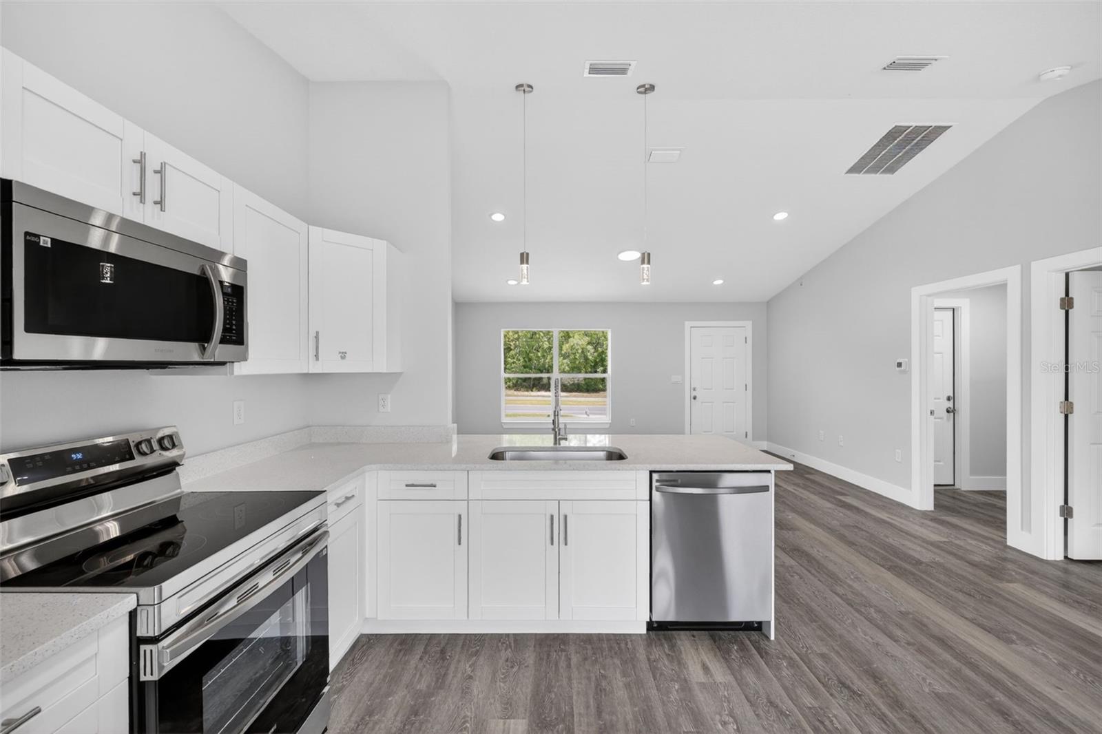 MARION OAKS UN 10 - Residential