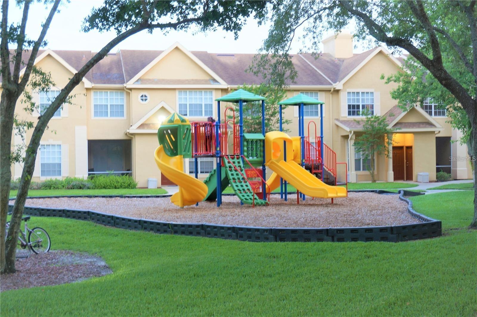 CRESCENT PLACE AT LAKE LOTUS CONDOMINIUM - Residential Lease