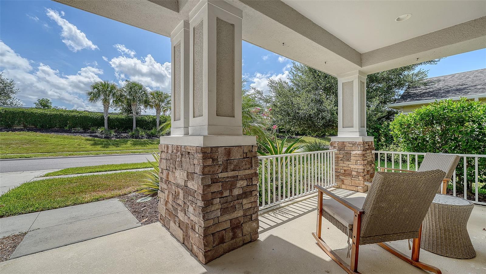 ARBOR LAKES ON PALMER RANCH - Residential