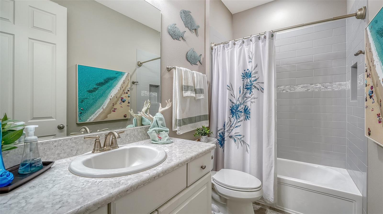 ARBOR LAKES ON PALMER RANCH - Residential