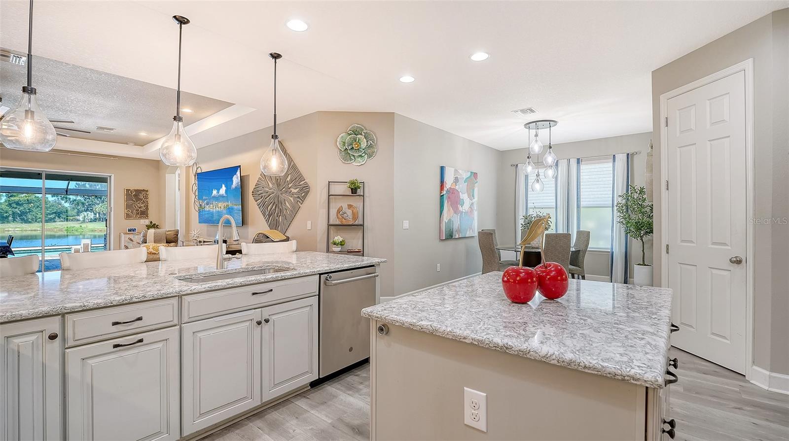 ARBOR LAKES ON PALMER RANCH - Residential